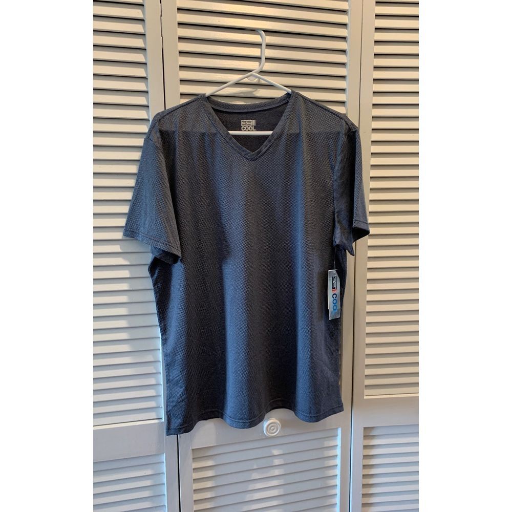 32 Cool‎ T Shirt